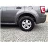 Image 12 : E1 --  2010 FORD ESCAPE XLT 4X4 , Grey , 187173  KM's