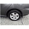 Image 11 : B2 --  2004 TOYOTA MATRIX XR , Grey , 238680  KM's