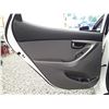 Image 27 : E6 --  2013 HYUNDAI ELANTRA GLS , White , 116787  KM's