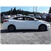 Image 4 : E6 --  2013 HYUNDAI ELANTRA GLS , White , 116787  KM's