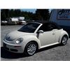 Image 1 : H6 --  2008 VW BEETLE SE CONVERTIBLE , Gold , 149933  KM's