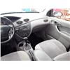 Image 29 : A12A --  2001 FORD FOCUS SE WAGON , White , 166265  KM's