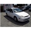 Image 3 : A12A --  2001 FORD FOCUS SE WAGON , White , 166265  KM's