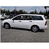 Image 8 : A12A --  2001 FORD FOCUS SE WAGON , White , 166265  KM's