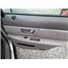 Image 22 : B2 --  2002 FORD TAURUS LX , Grey , 139407  KM's