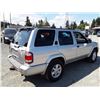 Image 5 : J2 --  2002 NISSAN PATHFINDER LE 4X4 , Silver , 213617  KM's