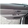 Image 24 : B2 --  2002 FORD TAURUS LX , Grey , 139407  KM's