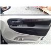 Image 19 : F2 --  2011 DODGE GRAND CARAVAN EXPRESS , Grey , 288799  KM's