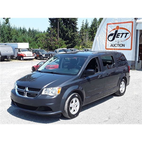 F2 --  2011 DODGE GRAND CARAVAN EXPRESS , Grey , 288799  KM's