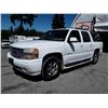 Image 1 : H6 --  2003 GMC YUKON XL DENALI 4X4 , White , 366500  KM's