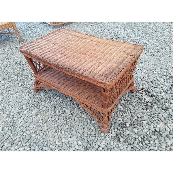564 --  Wicker Coffee Table