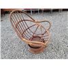Image 2 : 568 --  Rattan/Bambo Swival Chair