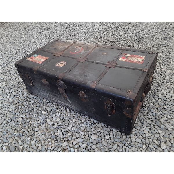 571 --  Vintage Trunk from England