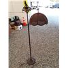 Image 2 : 572 --  Cast Iron Arm Lamp