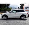 Image 8 : H6H --  2012 VW TOUAREG TDI AWD , White , 140790  KM's