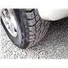 Image 9 : A8 --  2003 GMC YUKON XL DENALI 4X4 , White , 366500  KM's
