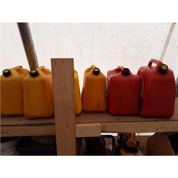 658 --  Lot of 6 Jerry Cans 2 Gas 4 Diesel