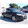 Image 3 : H6 --  2010 VW TOUAREG TDI AWD , Black , 180942  KM's