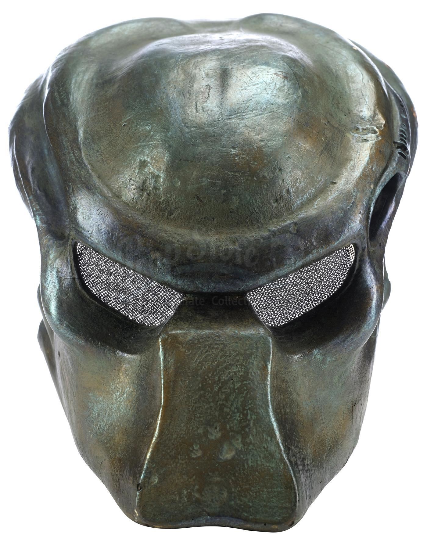 Lot # 210: PREDATOR 2 (1990) - Production-Made Predator Bio-Mask