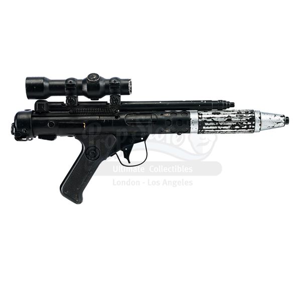 Lot # 325: STAR WARS - EP VI - RETURN OF THE JEDI (1983) - Rebel Trooper Blaster