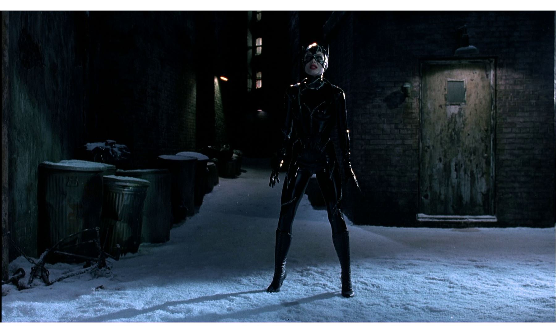 Lot 504 BATMAN RETURNS (1992) Catwoman's (Michelle Pfeiffer