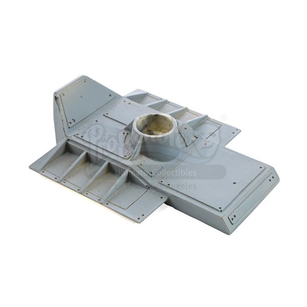 Lot # 1171: STAR WARS - EP V - THE EMPIRE STRIKES BACK (1980) - Millennium Falcon Landing Foot Model