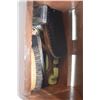 Image 2 : VINTAGE SHOE SHINE WOODEN KIT