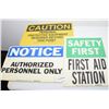 Image 1 : PLASTIC SIGN LOT