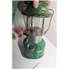 Image 2 : VINTAGE COLEMAN 1981 321B LANTERN AND CASE