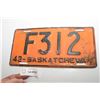 Image 1 : 1942 SASKATCHEWAN 3 DIGIT FARM LICENSE PLATE