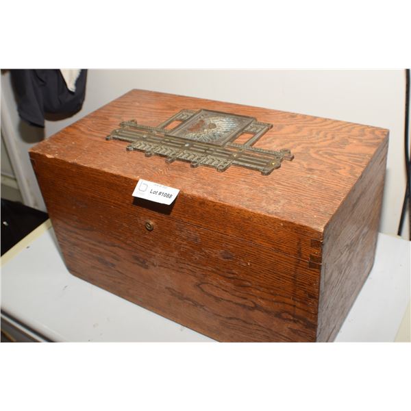 ANTIQUE OAK DOVETAILED CHEST WITH LOCK AND KEY INDIAN CHIEF BRANDING