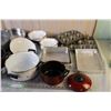 Image 3 : Lot of Baking Pots and Pans + misc kitchenware