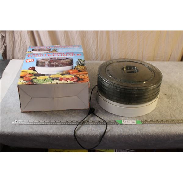 K-Tel Family Size Food Dehydrator