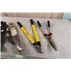 Image 3 : 21" lawnmower blades + stanley pruning shears + hedge trimmer