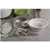 Image 5 : Gravy Warmer + glass cookware + misc kitchen items