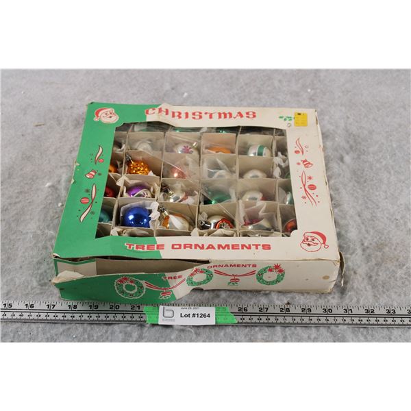 Vintage Tree ornaments/bulbs