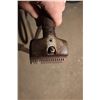 Image 3 : ANTIQUE WORKING SHEEP SHEARER