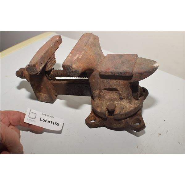 ANTIQUE VISE VICE TOOL