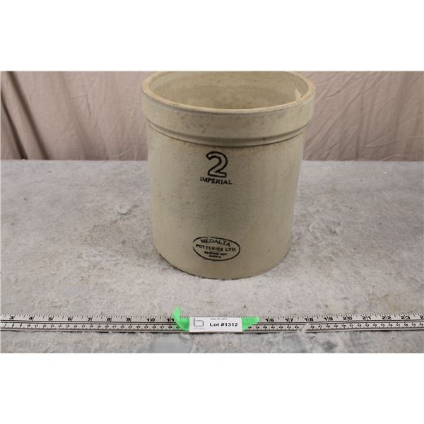 Medalta Crock Pot - 2 Imperial - Medicine Hat Alberta