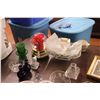 Image 4 : Large Lot of Glassware and Misc Items