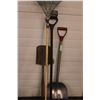 Image 4 : Garden Tool Snow Scoop Rake Spade