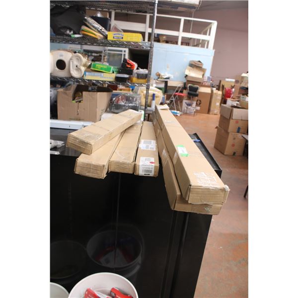 Blinds in Boxes 8 Blinds Various Lengths