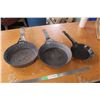 Image 1 : Enamel (3) Frying Pans