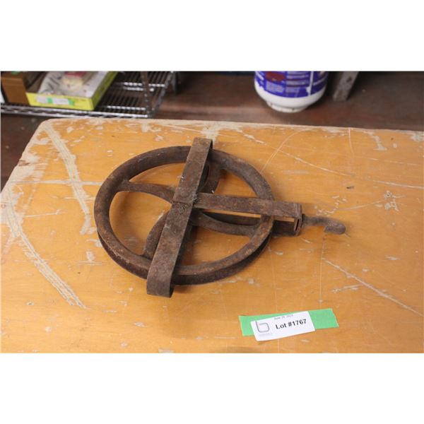 9" Diameter Well Pulley