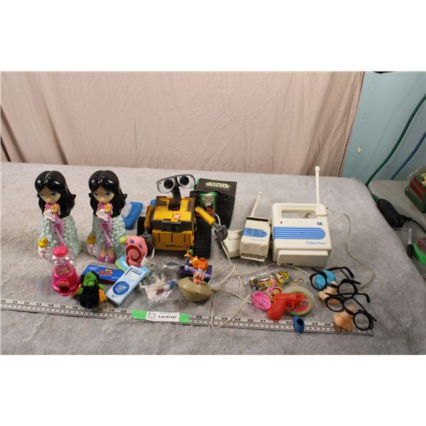 MIsc Kids Toys, fisher price radio, wall-E, star wars