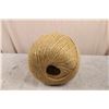 Image 3 : ball of Twine / Rope (jute or sisal)