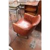 Image 3 : Vintage Burgundy Chair