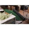 Image 4 : Grass Mat for Playing Golf and Green Curtains (Mat 10 ft Long)