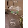 Image 2 : Pyrex Carboy with Vase Chipped