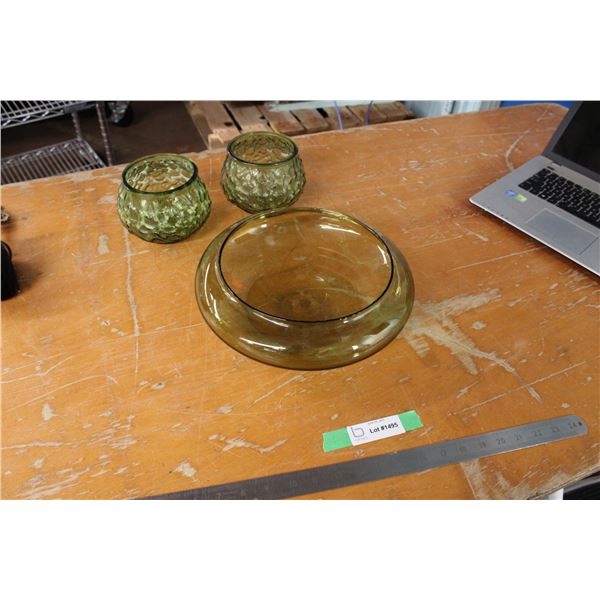 Green Glass Lot Bowls